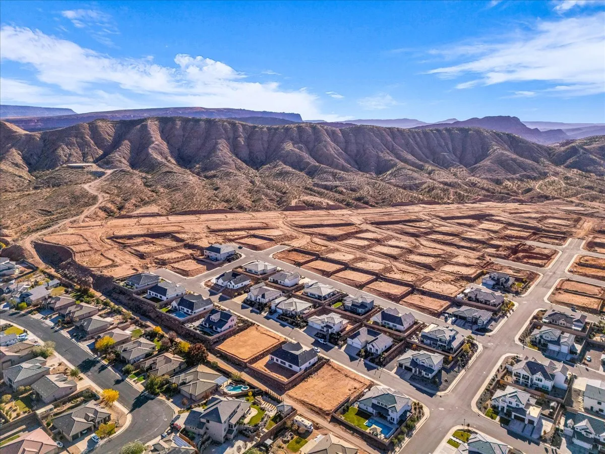 Aerial view of Shooting Star community model home in Washington City, Utah