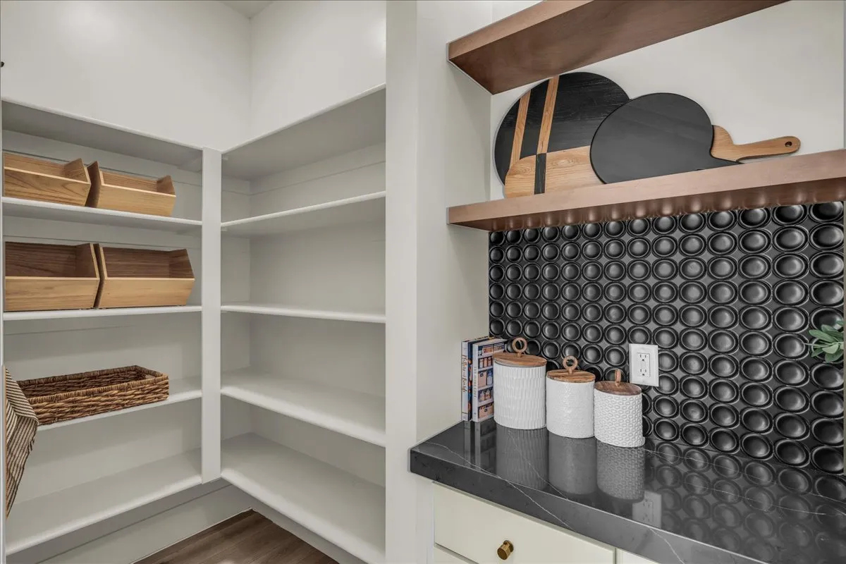 Butler's pantry detail